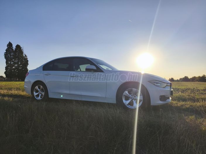 BMW 320 320i EfficientDynamics