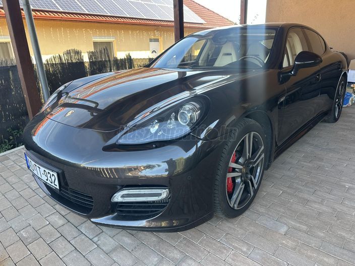 PORSCHE PANAMERA Turbo PDK