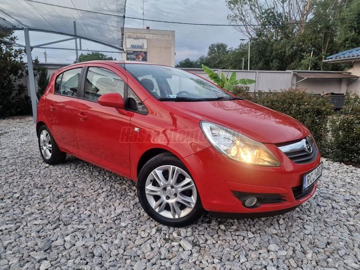 OPEL CORSA 1.4 Cosmo