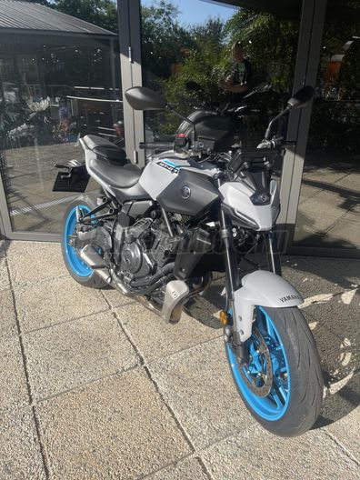 YAMAHA MT-07
