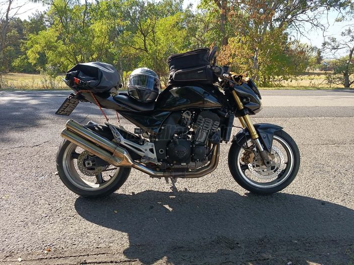 KAWASAKI Z 1000