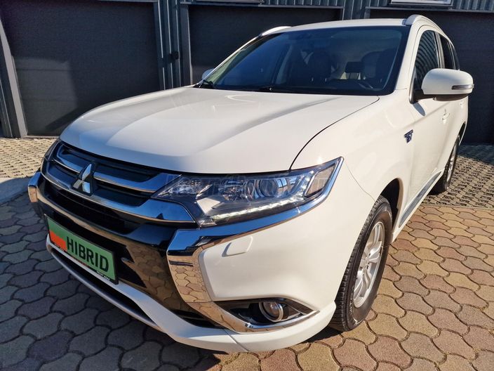 MITSUBISHI OUTLANDER 2.0 PHEV Intense Plus 4WD CVT EU6