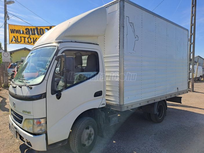 TOYOTA DYNA 3.0 D-4D 150 D4 L4 Comfort 2008