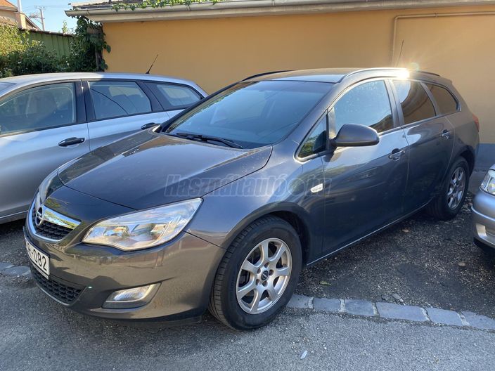 OPEL ASTRA J Sports Tourer 1.7 CDTI Enjoy