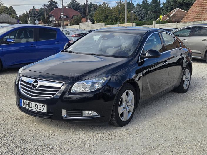 OPEL INSIGNIA 2.0 CDTI Cosmo Start Stop