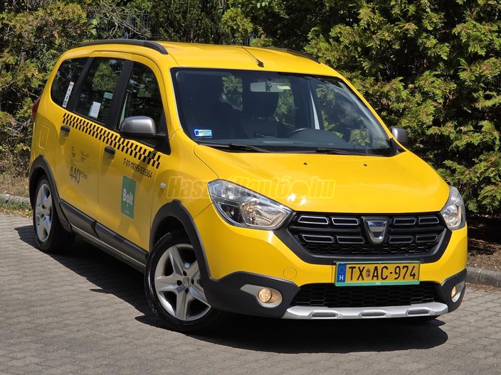 DACIA LODGY 1.5 Blue dCi Stepway (7 személyes )
