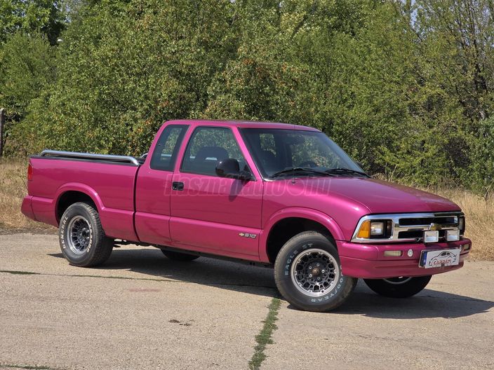 CHEVROLET S-10