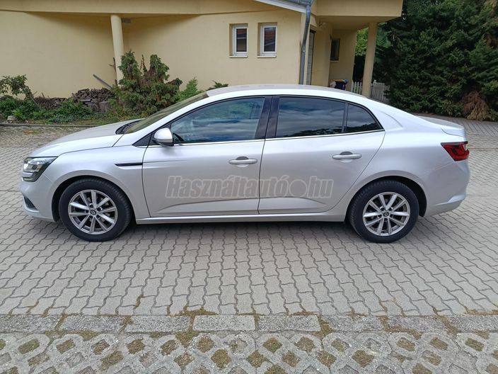 RENAULT MEGANE GrandCoupé 1.6 SCe Limited