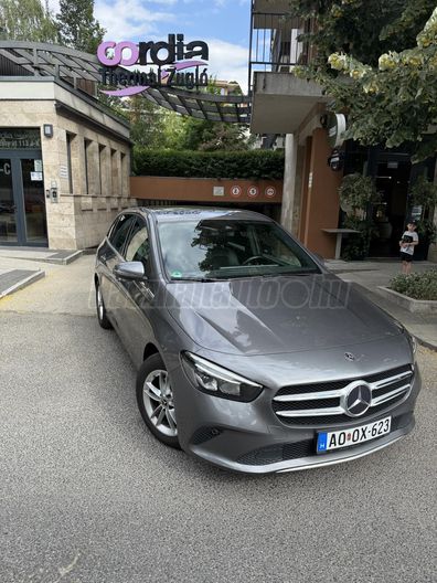 MERCEDES-BENZ B 200 d 8G-DCT