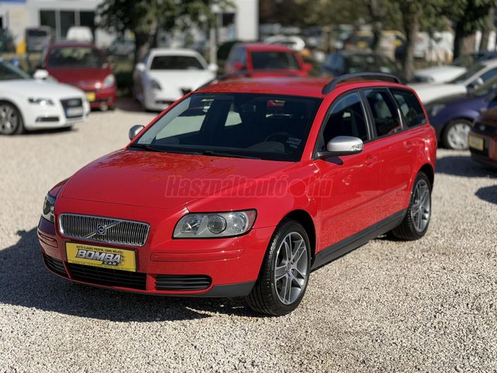 VOLVO V50 1.6