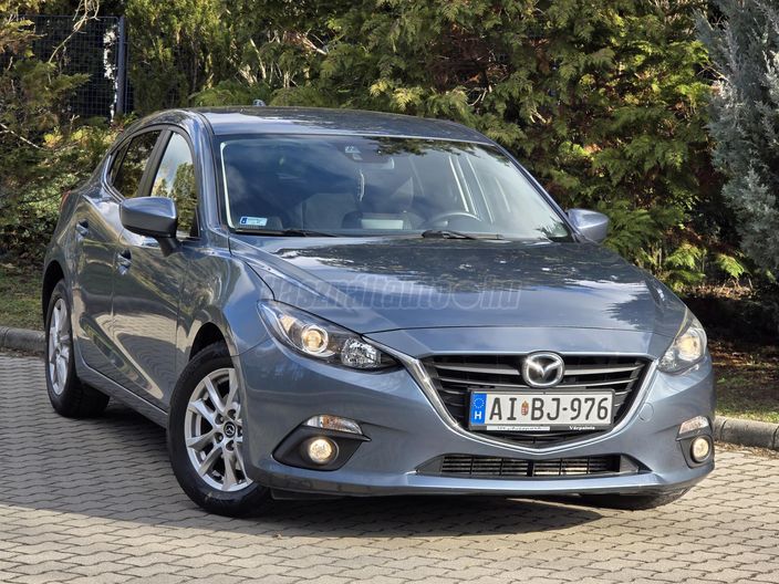 MAZDA 3 Sport 2.2 D Revolution