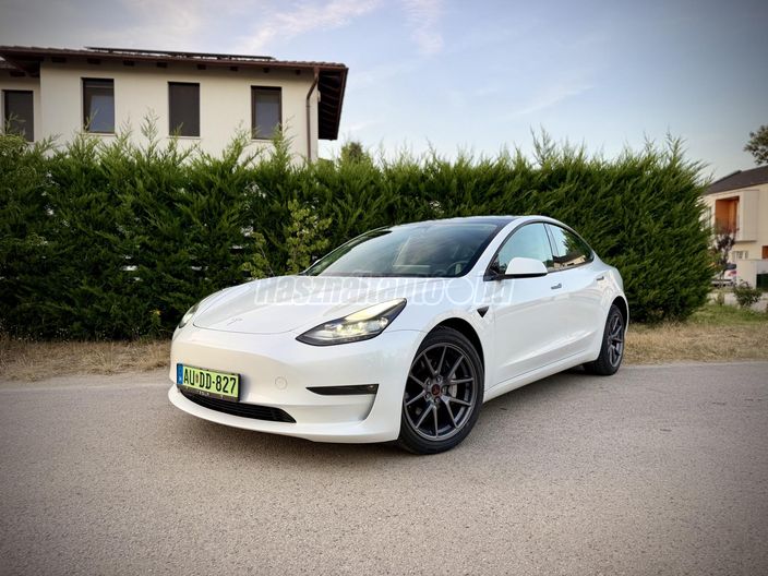 TESLA MODEL 3 Long Range AWD (Automata)