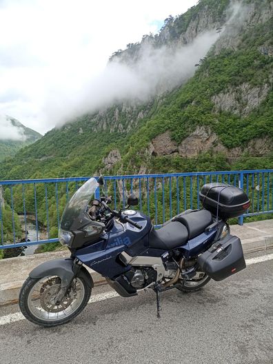APRILIA ETV 1000 (CAPONORD)