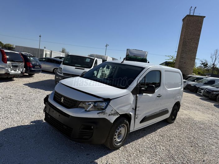 PEUGEOT PARTNER 1.5 BlueHDi 100 Pro L1 (3 személyes )