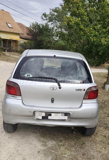 TOYOTA YARIS 1.3 Linea Luna