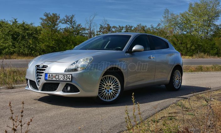 ALFA ROMEO GIULIETTA 2.0 JTDM-2 Distinctive