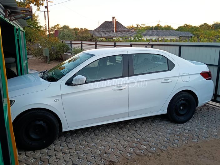 PEUGEOT 301 1.6 BlueHDi Allure