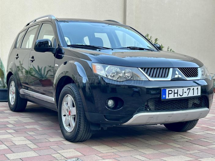 MITSUBISHI OUTLANDER 2.0 DI-D Intense