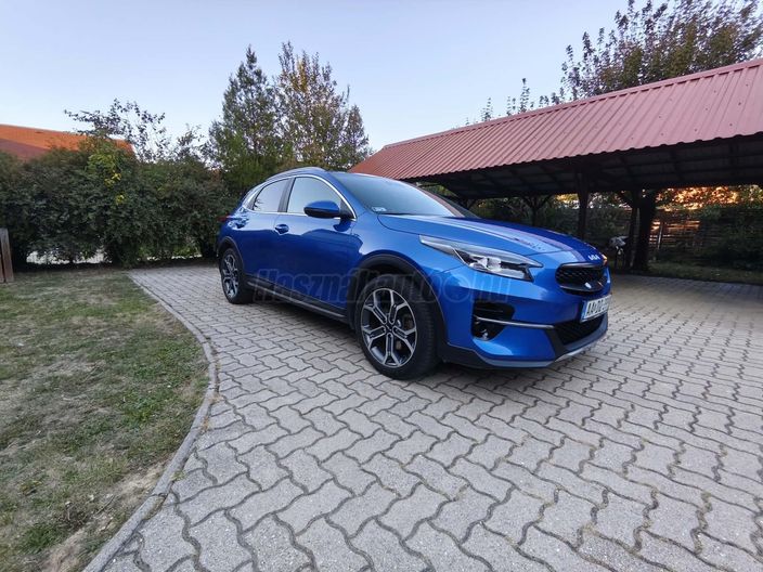 KIA XCEED 1.5 T-GDI X-Gold
