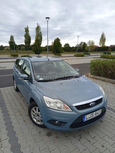 FORD FOCUS 1.6 Trend