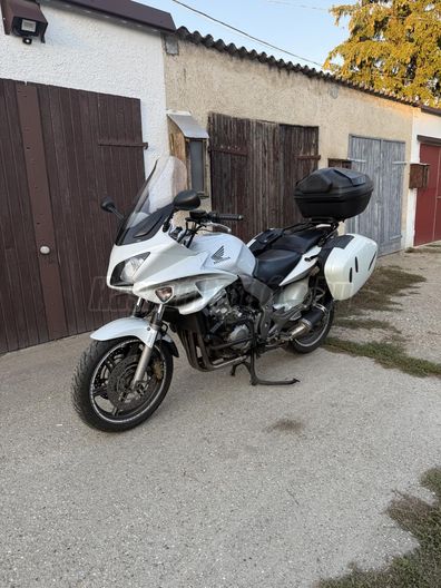 HONDA CBF 1000