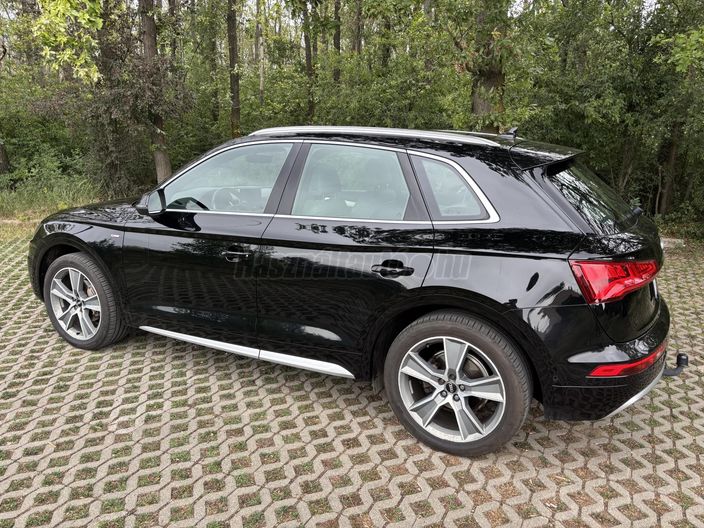 AUDI Q5 2.0 TDI Sport