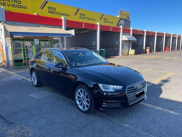 AUDI A4
