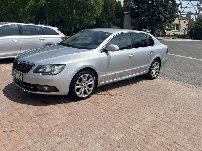 SKODA SUPERB 2.0 CR TDi Ambition DSG