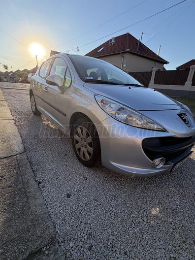 PEUGEOT 207 1.4 HDi Trendy