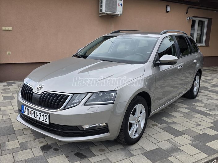 SKODA OCTAVIA Combi 1.6 CR TDI Ambition DSG