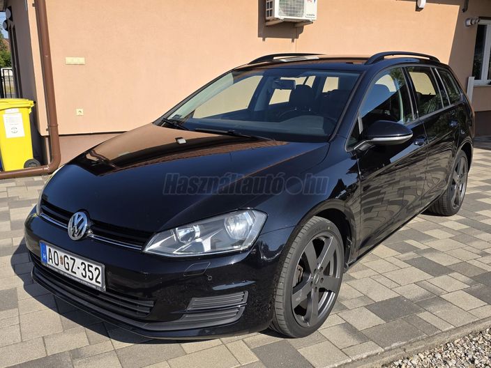 VOLKSWAGEN GOLF VII Variant 2.0 TDI Highline