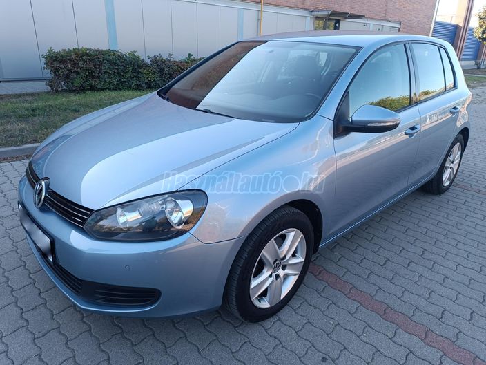 VOLKSWAGEN GOLF VI 1.6 Highline