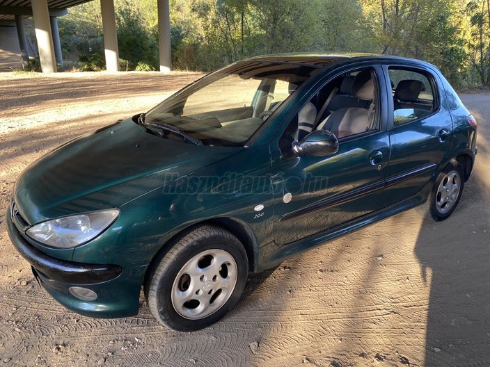 PEUGEOT 206 1.6 Premium