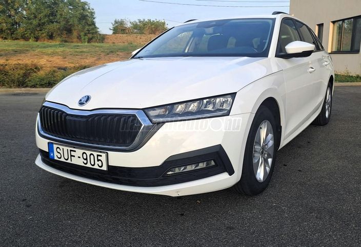 SKODA OCTAVIA Combi 2.0 TDI SCR Ambition DSG