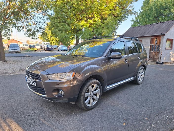 MITSUBISHI OUTLANDER 2.2 D Warrior 4WD