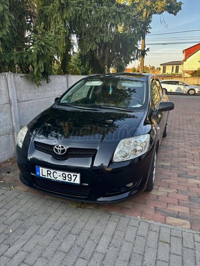 TOYOTA AURIS 1.33