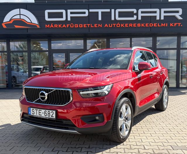 VOLVO XC40 1.5 [T3] Momentum Pro