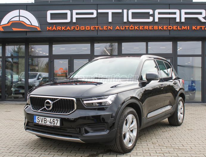 VOLVO XC40 1.5 [T3] Momentum Geartronic