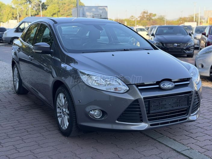 FORD FOCUS 1.6 Ti-VCT Titanium