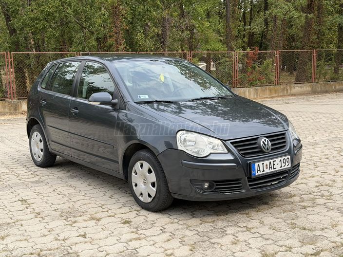 VOLKSWAGEN POLO IV 1.2 55 Trendline