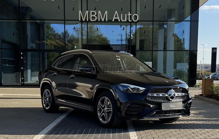 MERCEDES-BENZ GLA 200 d 8G-DCT