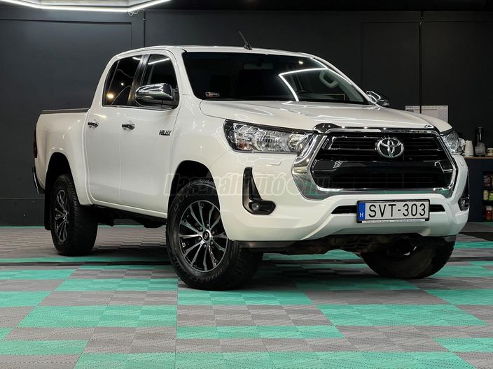 TOYOTA HILUX 2.4 D-4D 4x4 Double Active