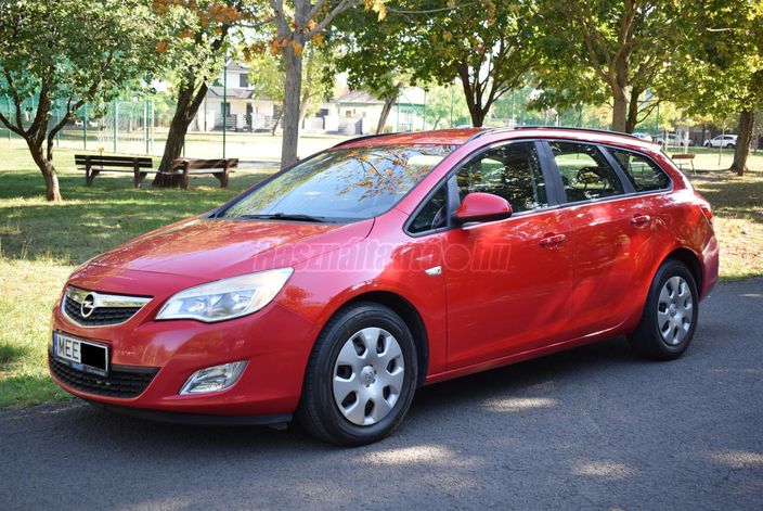 OPEL ASTRA J Sports Tourer 1.7 CDTI Enjoy