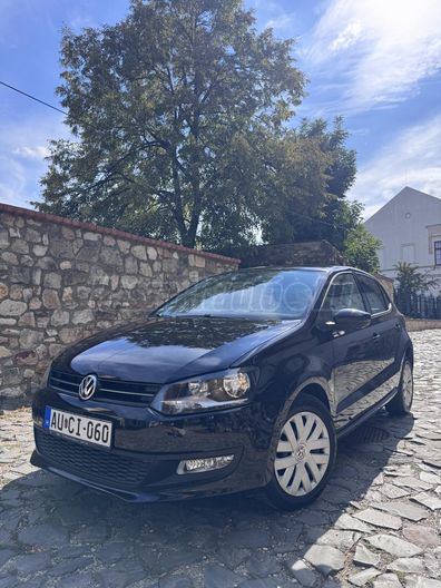 VOLKSWAGEN POLO 1.2 70 Highline