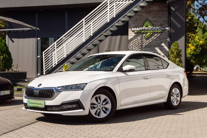 www.martincar.hu további 80 db Extra HD fénykép az OCTAVIA minden apró részletéről !!