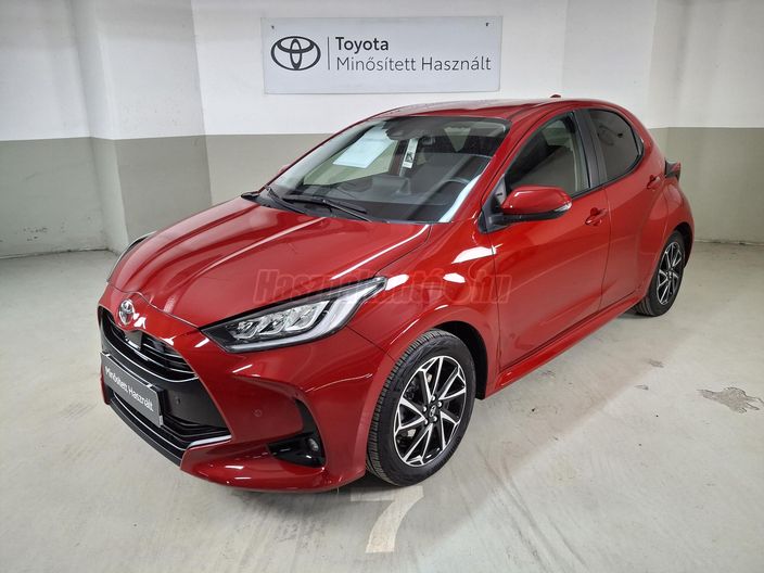 TOYOTA YARIS 1.5 VVT-i Comfort Tech CVT