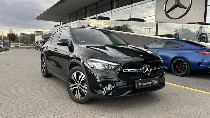 MERCEDES-BENZ GLA 180 Progressive Line 7G-DCT