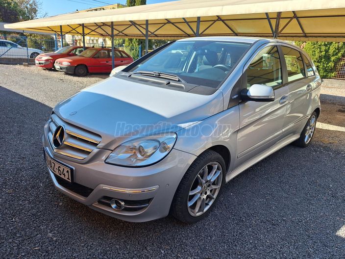 MERCEDES-BENZ B 180 BlueEFFICIENCY