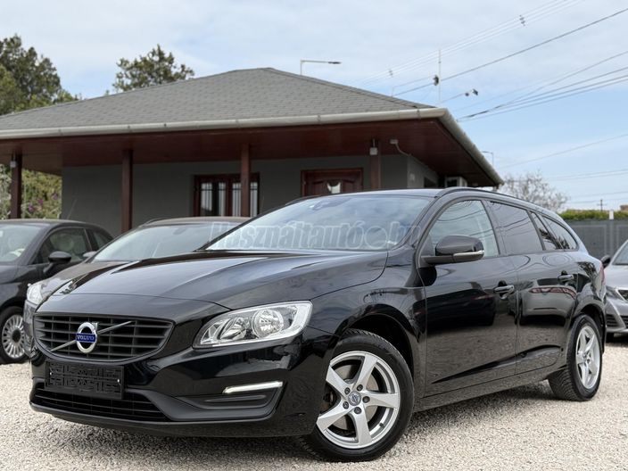 VOLVO V60 2.0 D [D2] Kinetic