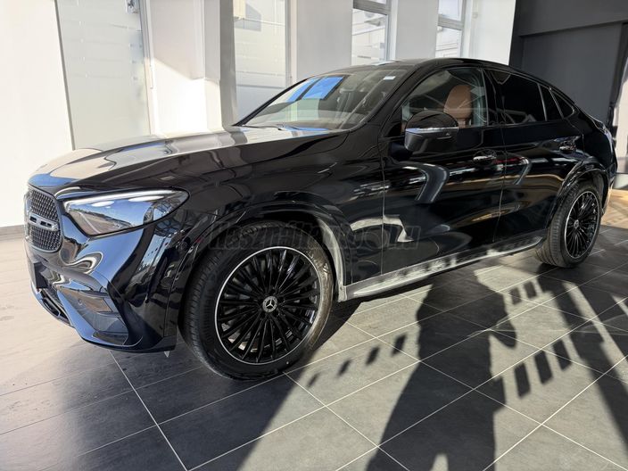 MERCEDES-BENZ GLC 220 d 4Matic 9G-TRONIC Mild hybrid drive